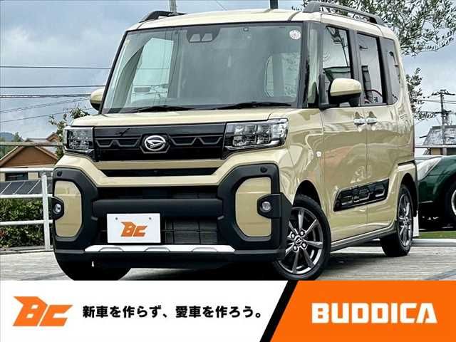 DAIHATSU TANTO FAN CROSS 2023