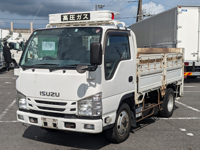 Isuzu ELF 2015