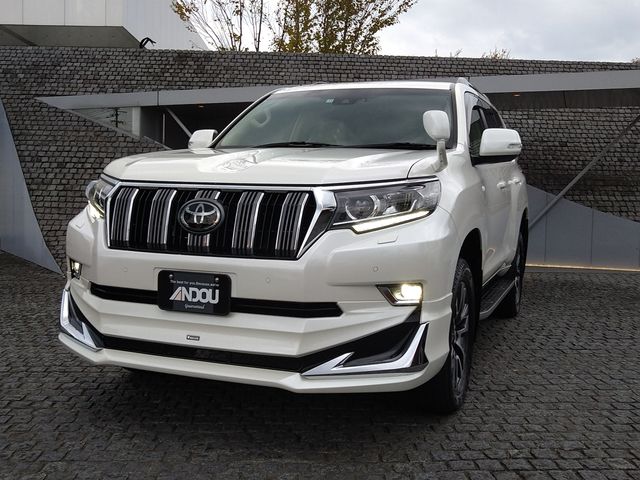 TOYOTA LANDCRUISER PRADO 2021