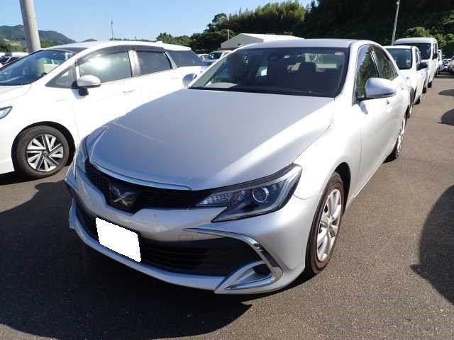 TOYOTA MARK X 2017