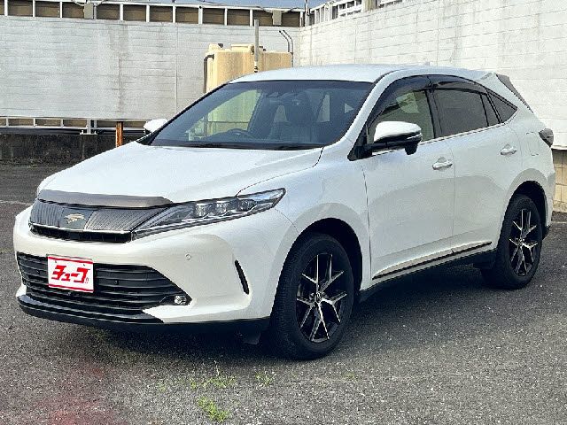 TOYOTA HARRIER 2WD 2019