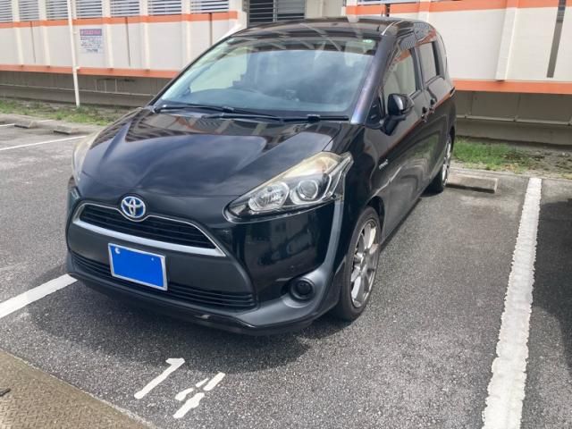 TOYOTA SIENTA HYBRID 2015