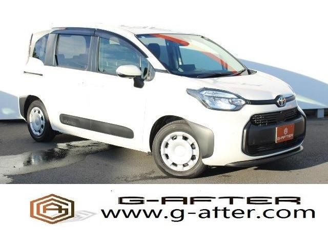 TOYOTA SIENTA HYBRID 2024