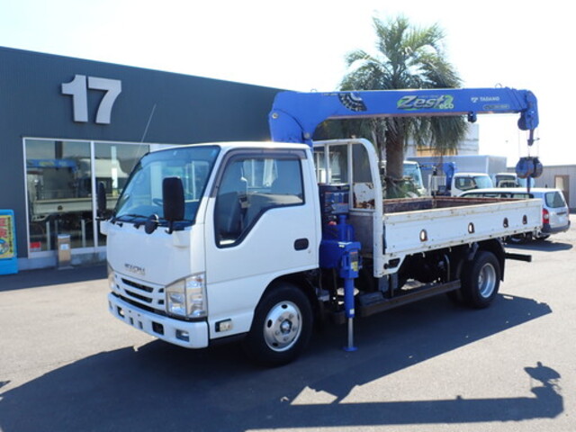 Isuzu ELF 2015