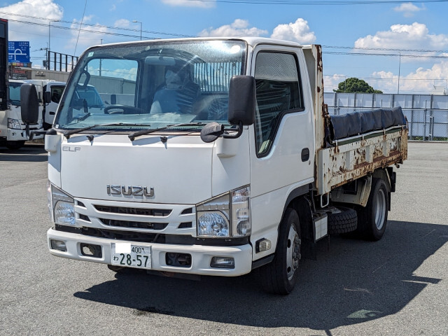 Isuzu ELF 2015