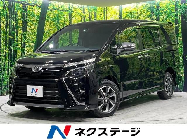 TOYOTA VOXY 4WD 2018