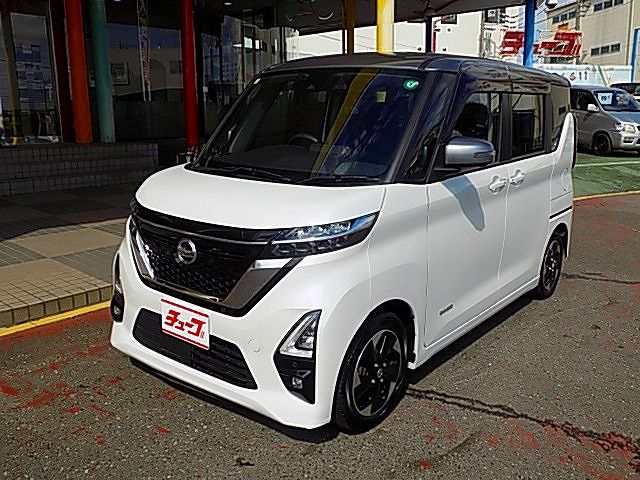 NISSAN ROOX 2021