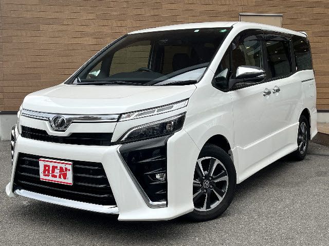 TOYOTA VOXY 2020