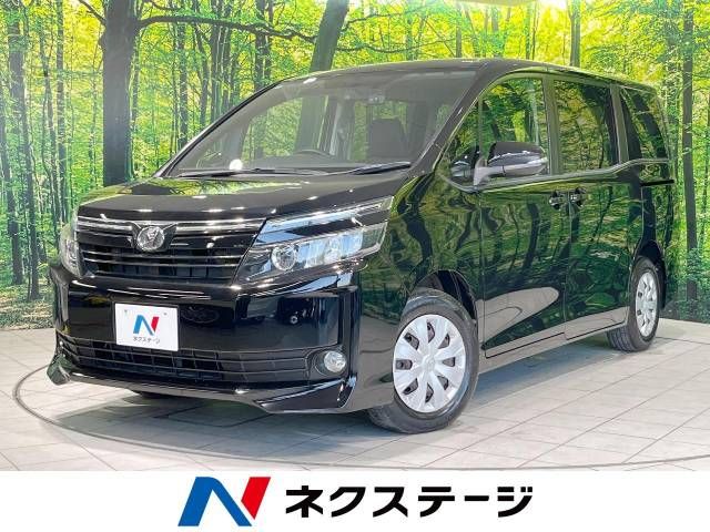 TOYOTA VOXY 2014