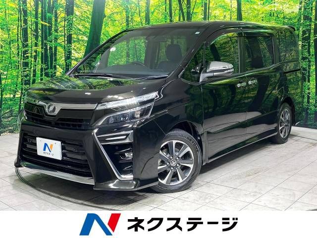 TOYOTA VOXY 2020