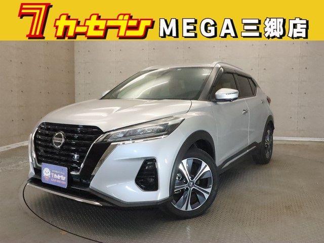 NISSAN KICKS 2021