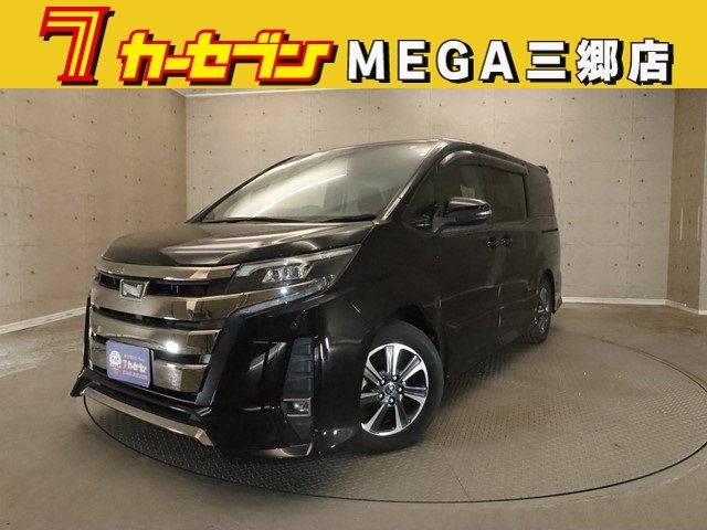 TOYOTA NOAH 2017