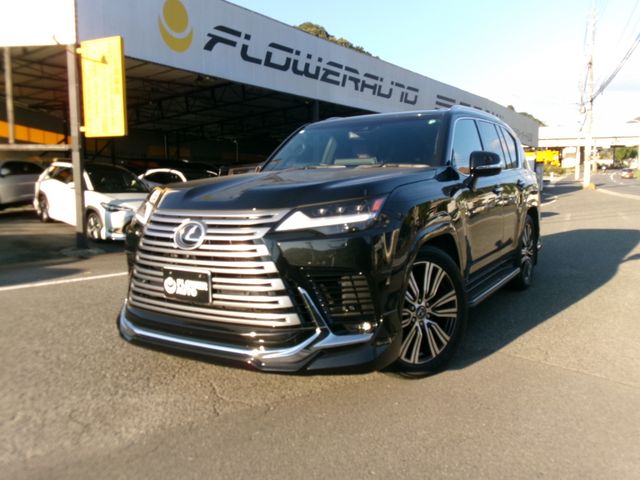 TOYOTA LEXUS LX600 2023