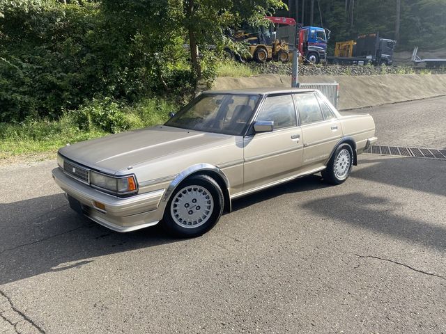 TOYOTA CRESTA 1986