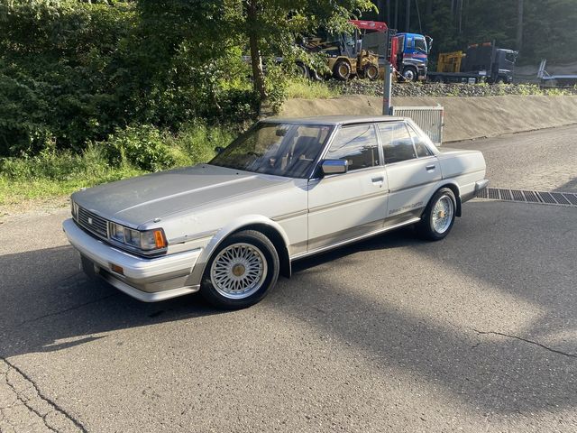 TOYOTA CRESTA 1986