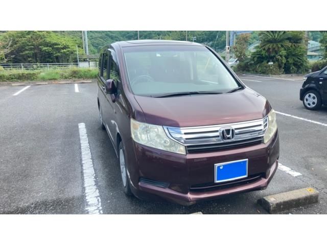 HONDA STEPWAGON 2010