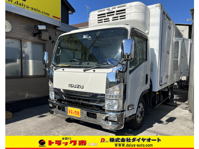 Isuzu ELF 2016