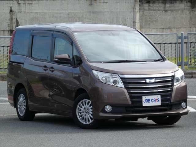 TOYOTA NOAH HYBRID 2014