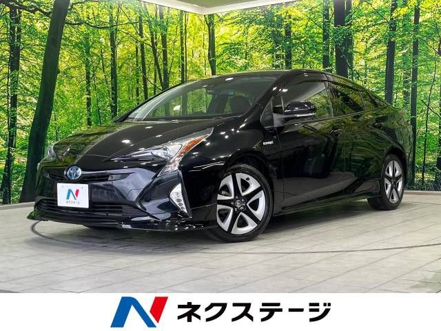 TOYOTA PRIUS 2015