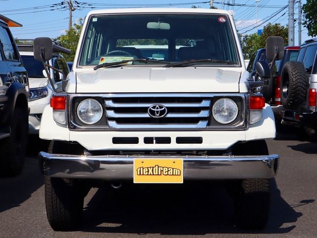 TOYOTA LANDCRUISER van 1999