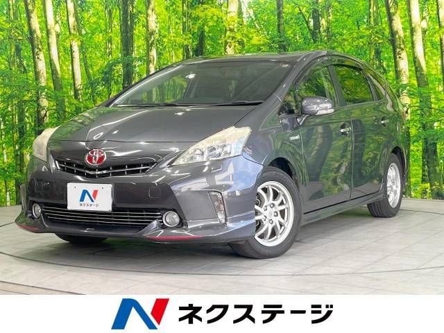 TOYOTA PRIUS ALPHA 2012