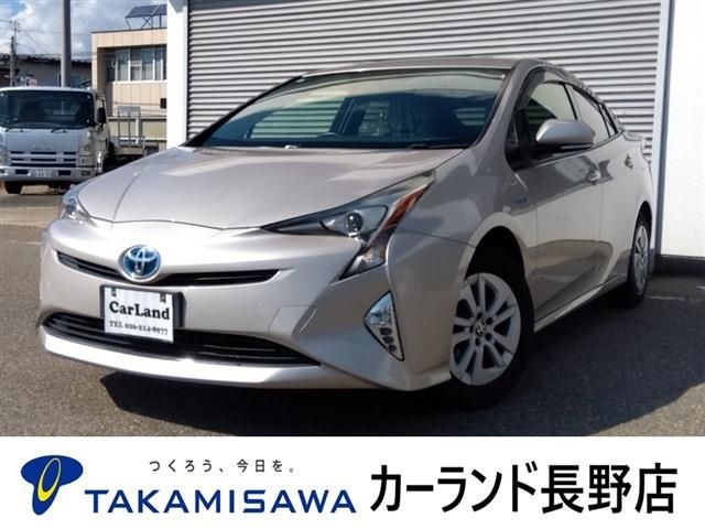 TOYOTA PRIUS 4WD 2016