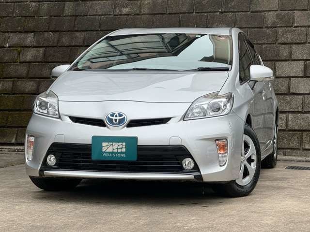 TOYOTA PRIUS 2012