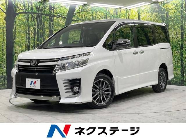 TOYOTA VOXY 4WD 2015