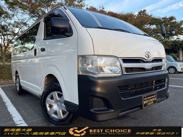 TOYOTA HIACE van 4WD 2012