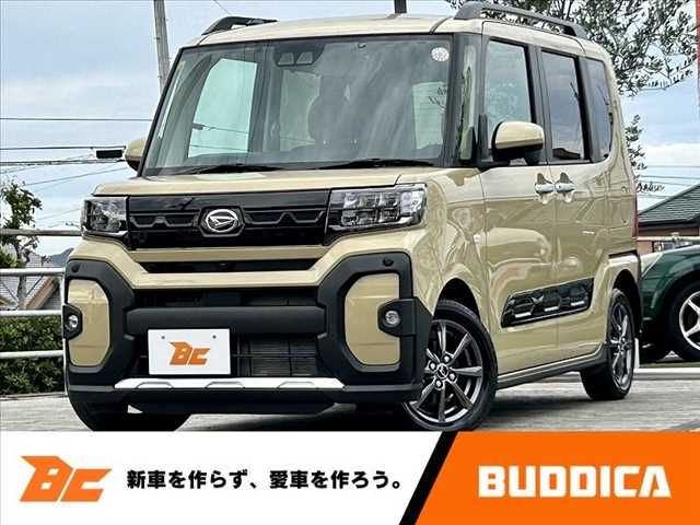 DAIHATSU TANTO FAN CROSS 2023