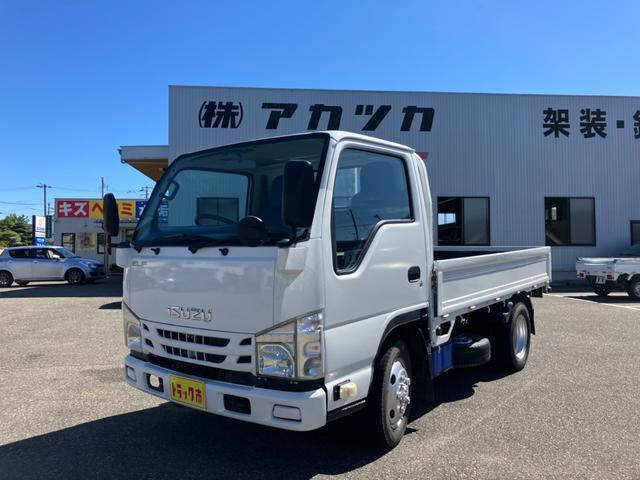 Isuzu ELF 2015