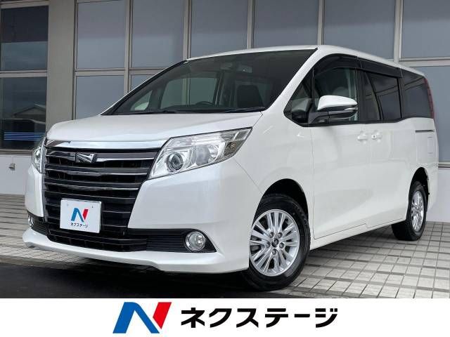 TOYOTA NOAH 4WD 2015