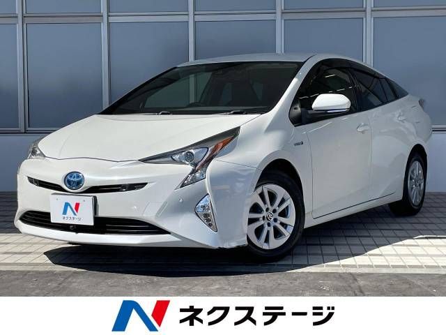 TOYOTA PRIUS 2017