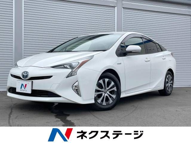 TOYOTA PRIUS 2018