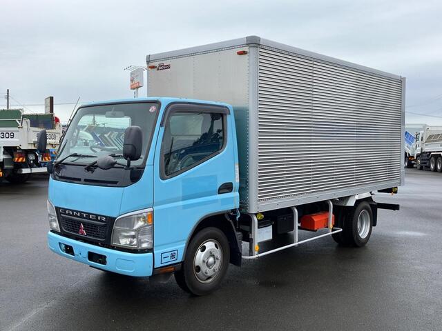 Mitsubishi CANTER 2006