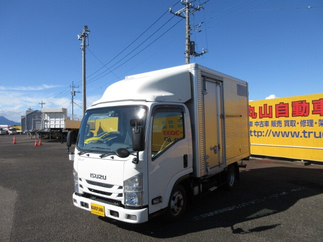 Isuzu ELF 2018