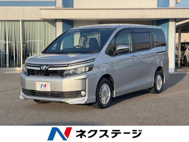 TOYOTA VOXY HYBRID 2015