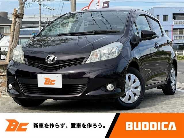 TOYOTA VITZ 2013