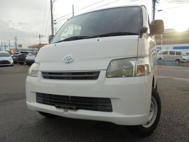 TOYOTA LITEACE van 4WD 2015