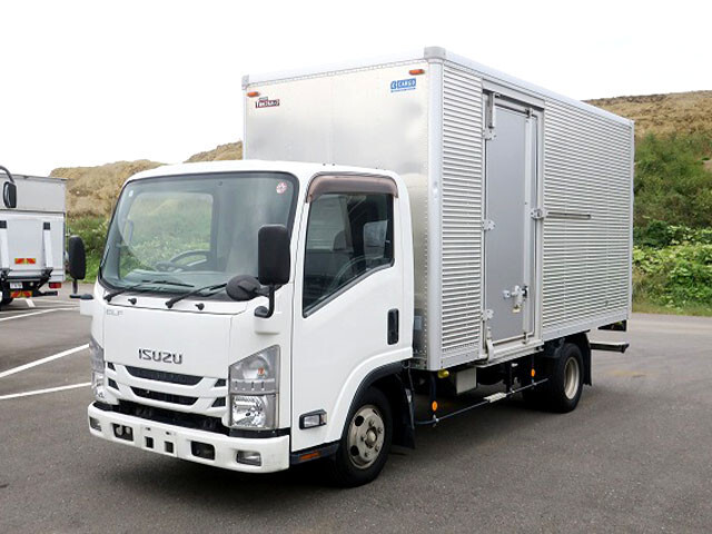 Isuzu ELF 2018