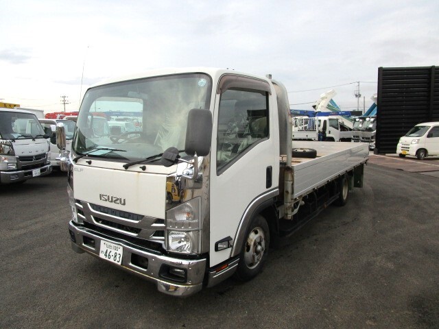 Isuzu ELF 2017