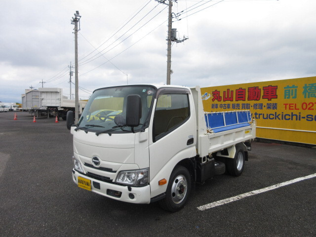 Hino DUTRO 2022