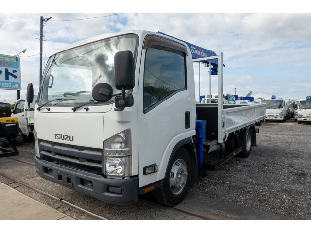 Isuzu ELF 2014