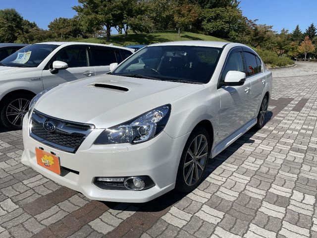 SUBARU LEGACY B4 2013