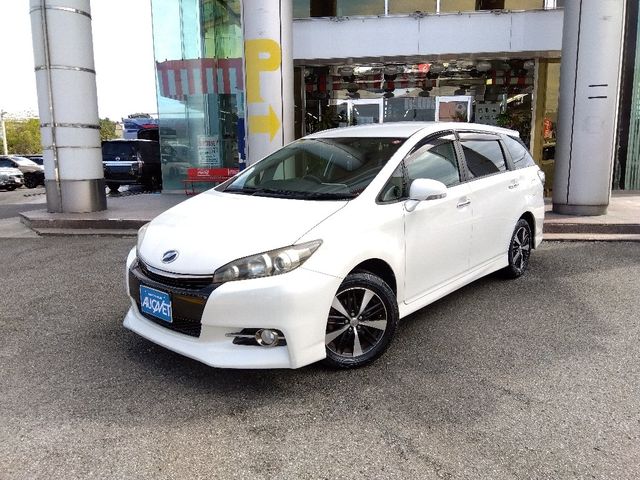 TOYOTA WISH 2015