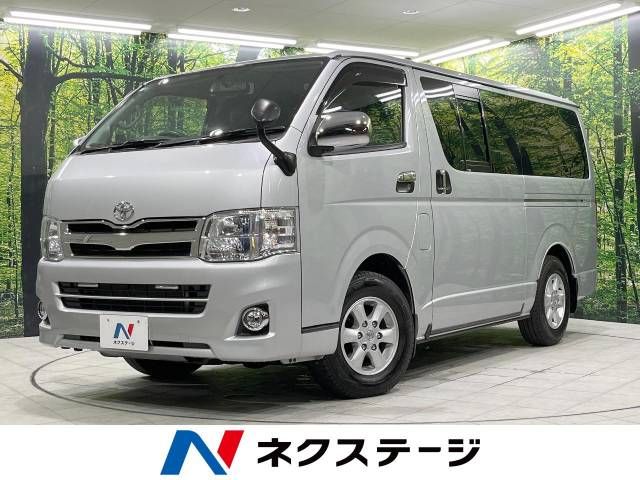 TOYOTA HIACE van 4WD 2010