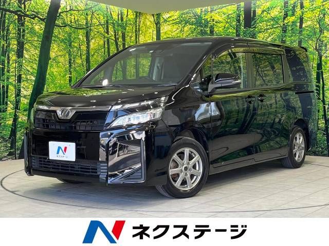 TOYOTA VOXY 2017