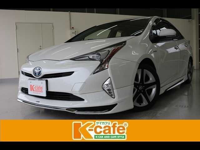 TOYOTA PRIUS 2017