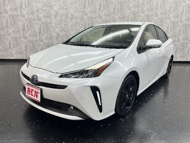 TOYOTA PRIUS 2021