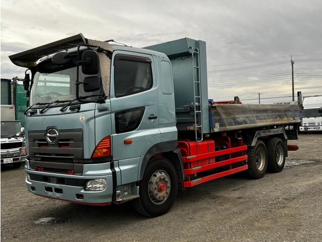 Hino PROFIA 2016